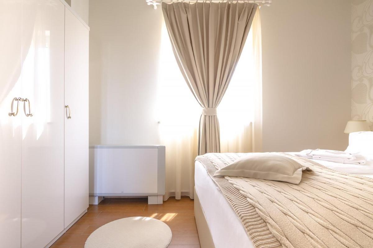 Luxury Apartments Villa Luce マリンスカ エクステリア 写真